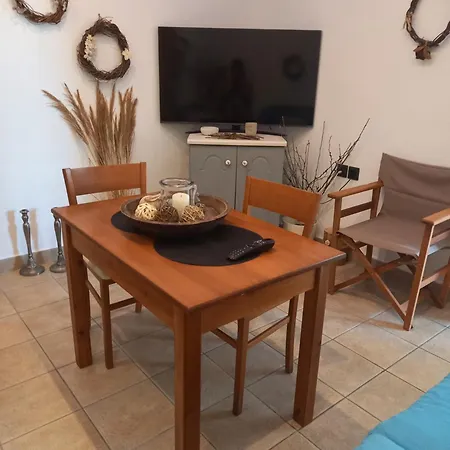 La Casa Di Elena Holiday home