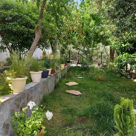 La Casa Di Elena بيت للعطل