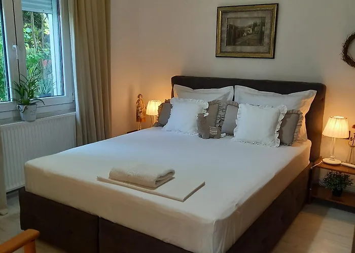 La Casa Di Elena بيت للعطل بلاتامونيس
