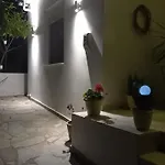 La Casa Di Elena Nyaraló