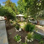 La Casa Di Elena Nyaraló