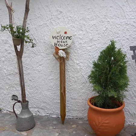 La Casa Di Elena Ferienhaus